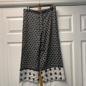 Vanity Women's Wide Leg Pants - Sz Small